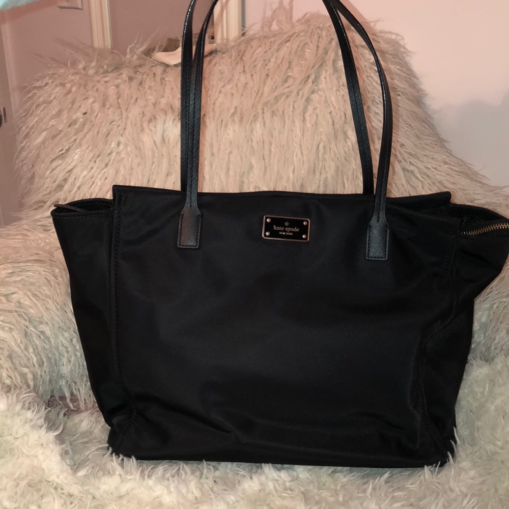 EUC Large Kate Spade Nylon Zipper Tote Handbag